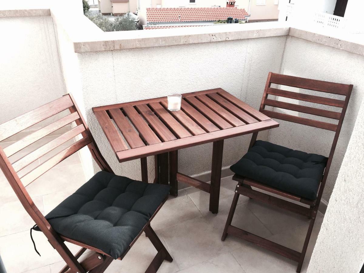 Apartmani Zivaljic Трогир Екстериор снимка